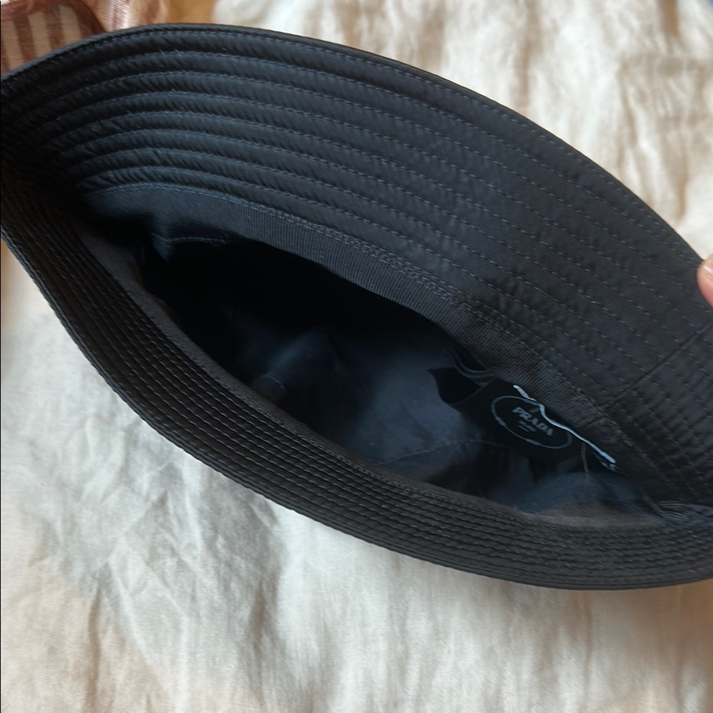 Prada Classic Black Bucket Hat - Picture 4 of 13